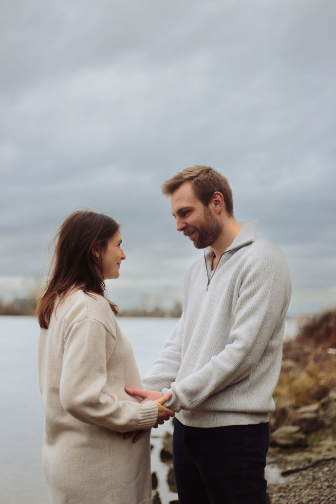 Couple qui attend un enfant